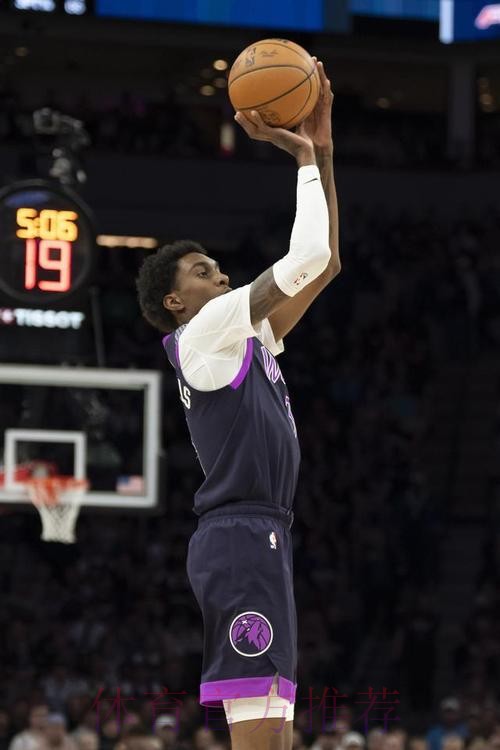 迪文岑佐反击妙传 麦克丹尼尔斯空接暴扣 迪文岑佐反击妙传 麦克丹尼尔斯空接暴扣